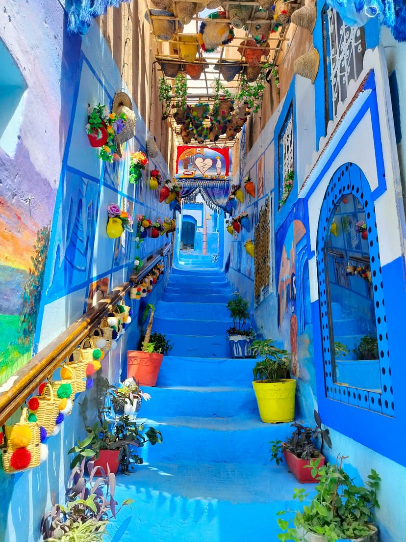 Chefchaouen – Soulful Stillness and Artisan Encounters